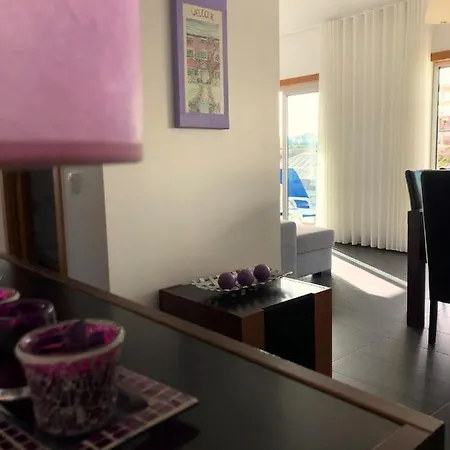 Alojamentos Campo & Mar-t2 Com Piscina Sao Martinho do Porto