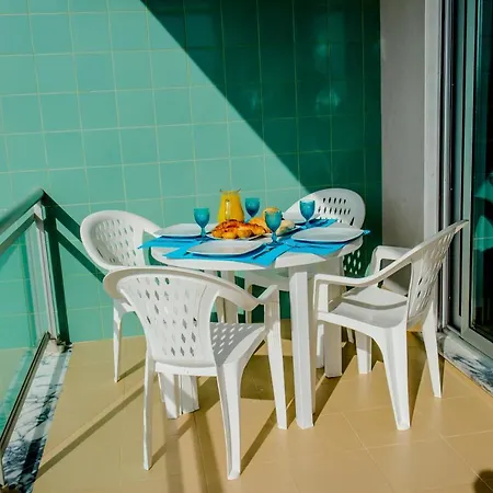 Alojamentos Campo & Mar-t2 Com Piscina Sao Martinho do Porto