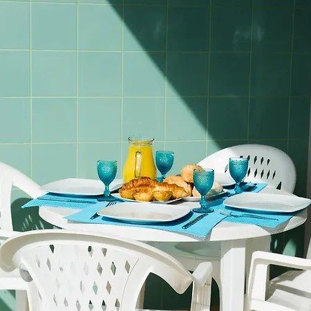 Apartament Alojamentos Campo & Mar-t2 Com Piscina *