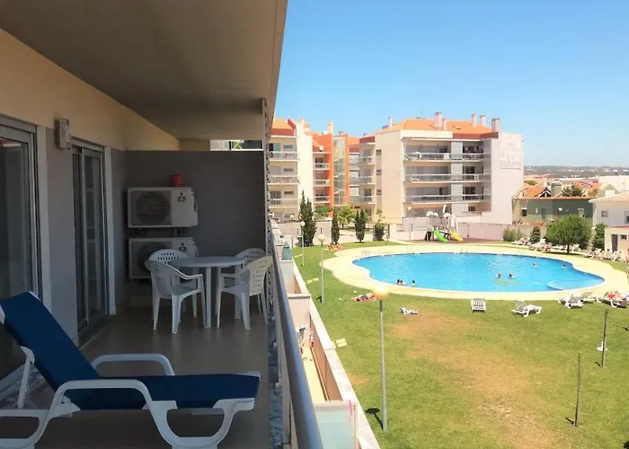 Appartement Alojamentos Campo & Mar-t2 Com Piscina *