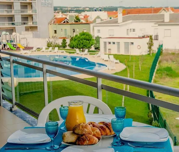 Alojamentos Campo & Mar-t2 Com Piscina * São Martinho do Porto