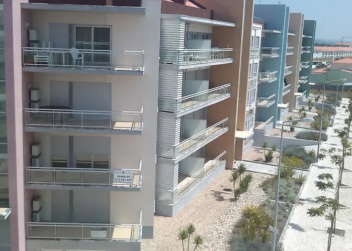 Alojamentos Campo & Mar-t2 Com Piscina Appartement São Martinho do Porto