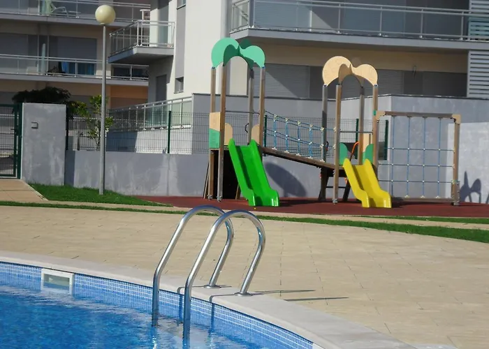 Alojamentos Campo & Mar-t2 Com Piscina * São Martinho do Porto