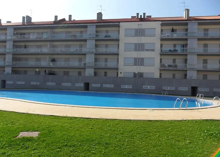 Alojamentos Campo & Mar-t2 Com Piscina São Martinho do Porto