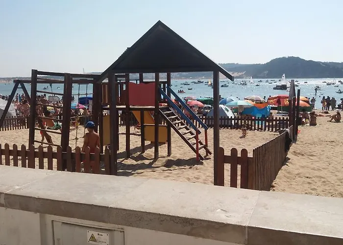 Alojamentos Campo & Mar-t2 Com Piscina São Martinho do Porto